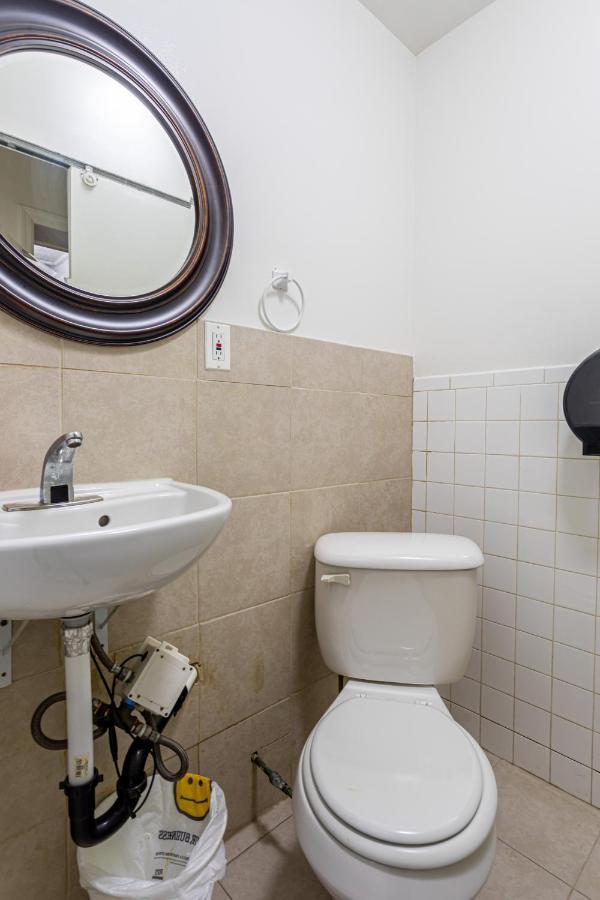 Best Room To Visit Nyc-Subway Access Newark Luaran gambar